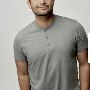 Fresh Clean Tees /Threads Men’s Short Sleeve Henley Military Various Sizes